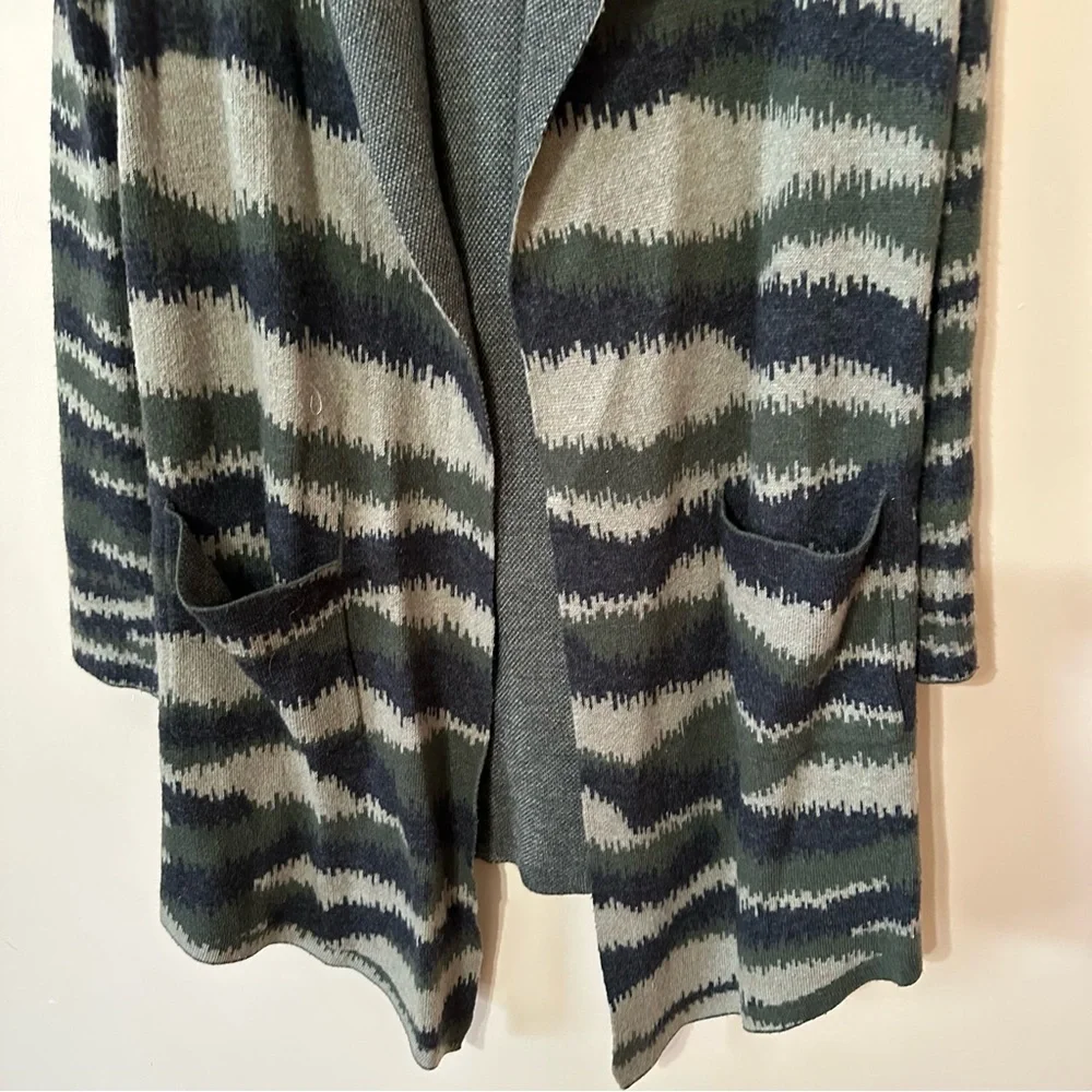 MaxSport Women’s hooded open front cardigan striped animal print size medium